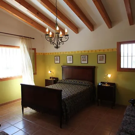 Вилла Finca Cantares - Holiday With Private Swimming Pool In