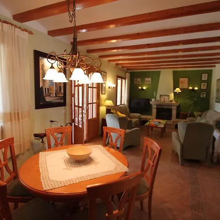 Finca Cantares - Holiday With Private Swimming Pool In